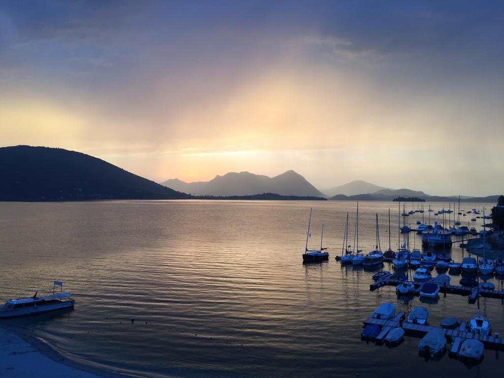 Appartamento Il Porto Baveno Buitenkant foto